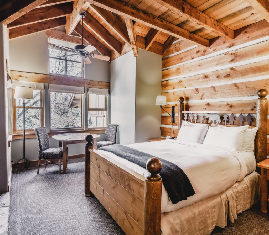 2019_Studio-8-1600x1400-c-center