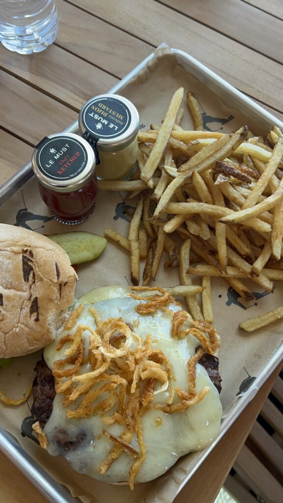 Stein Eriksen Lodge Burger Yurt